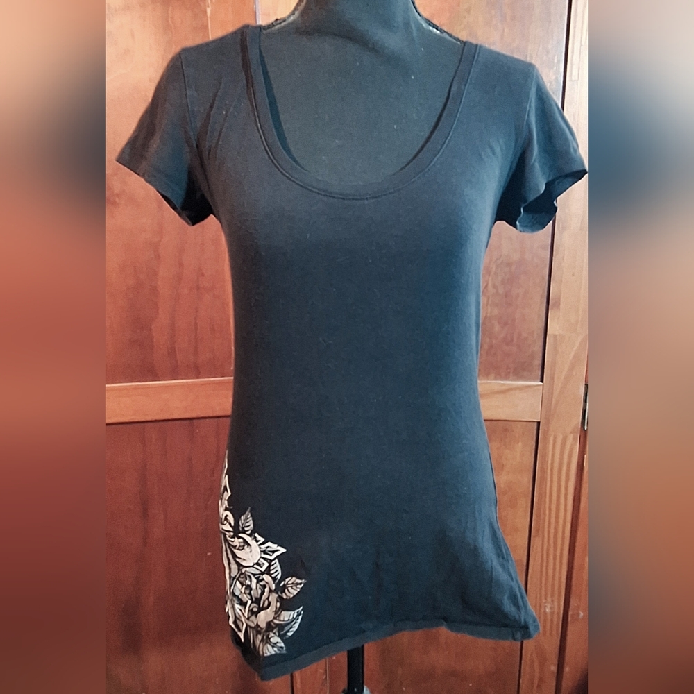 LOVE LOVE Chic Black Floral Short Sleeve Tee with Bling